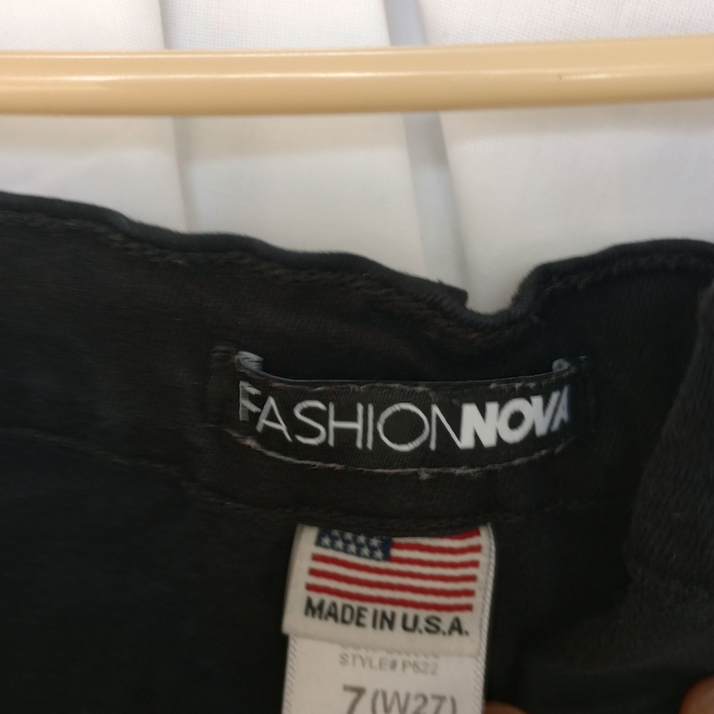 Jeans - Picture 5 of 6
